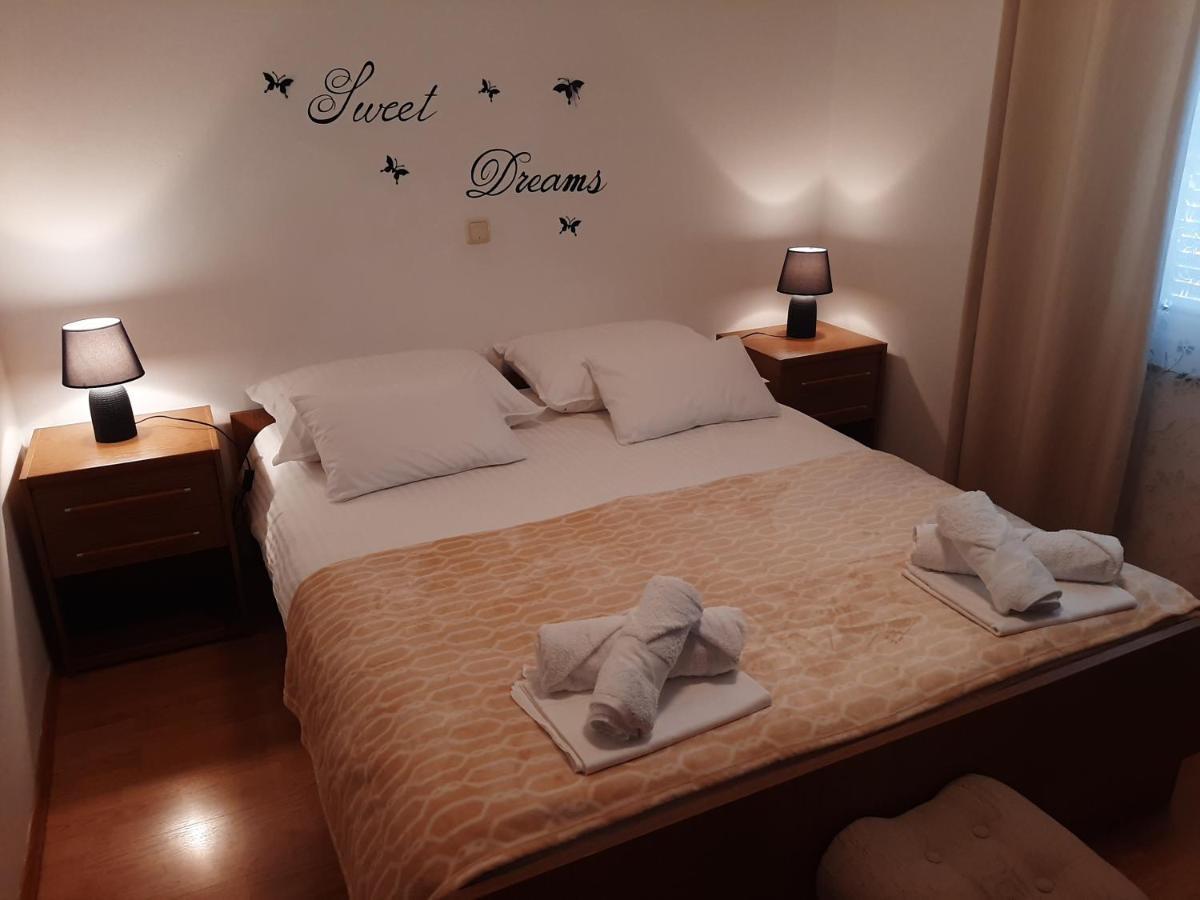Apartments Casper Novi Vinodolski Zewnętrze zdjęcie