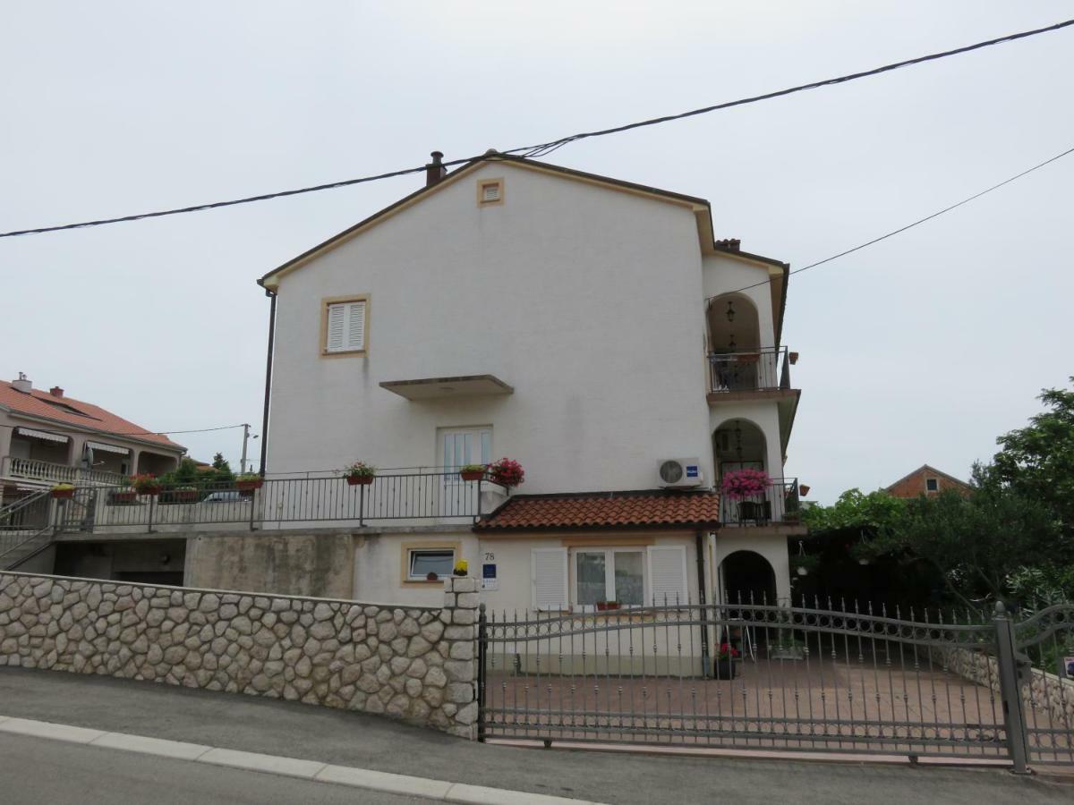 Apartments Casper Novi Vinodolski Zewnętrze zdjęcie