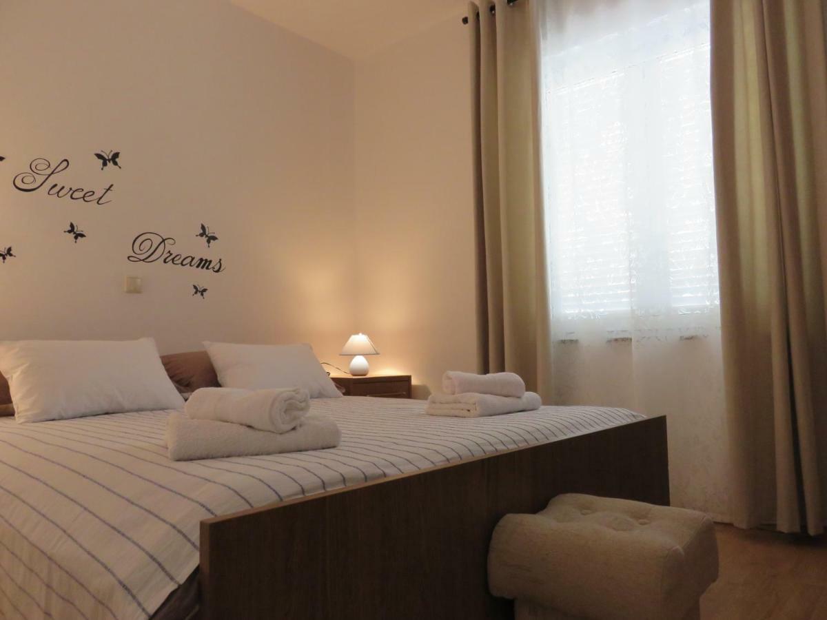 Apartments Casper Novi Vinodolski Zewnętrze zdjęcie